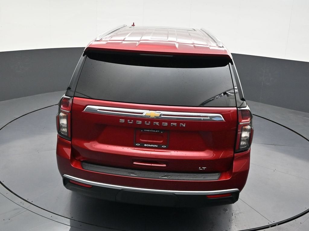 2022 Chevrolet Suburban LT