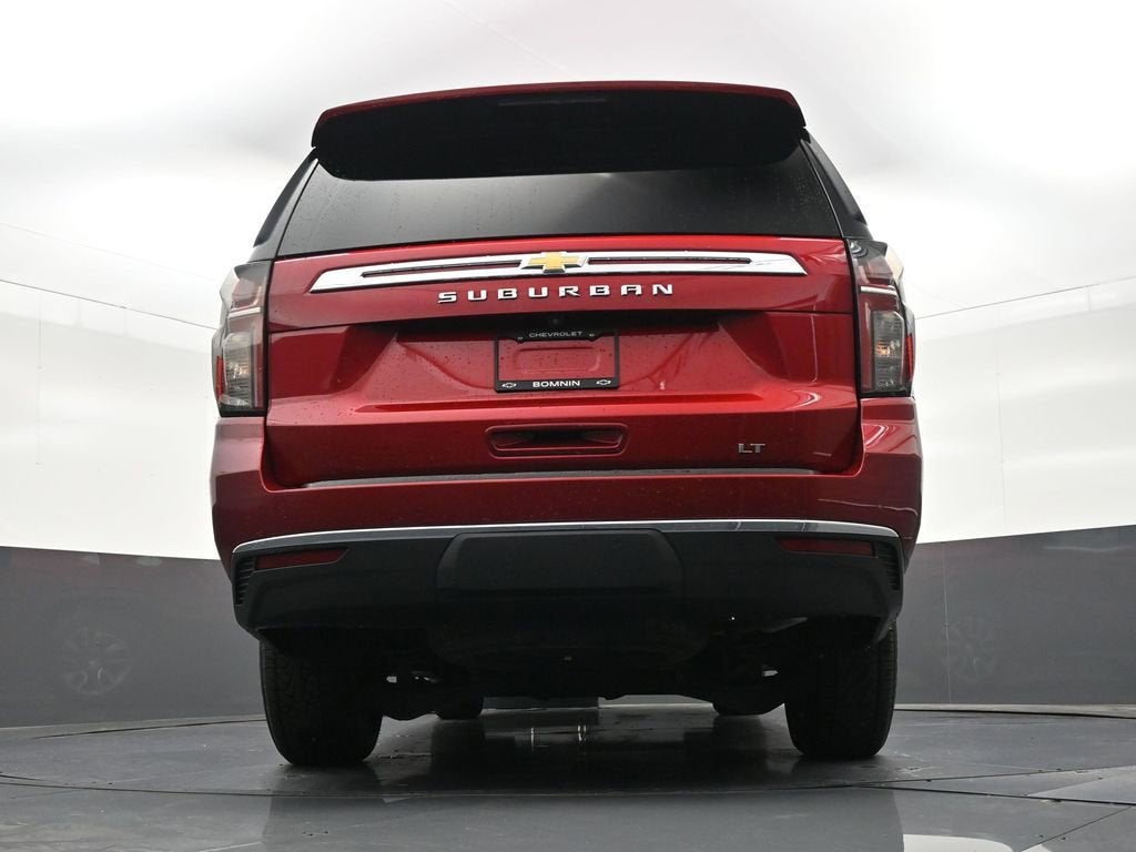 2022 Chevrolet Suburban LT