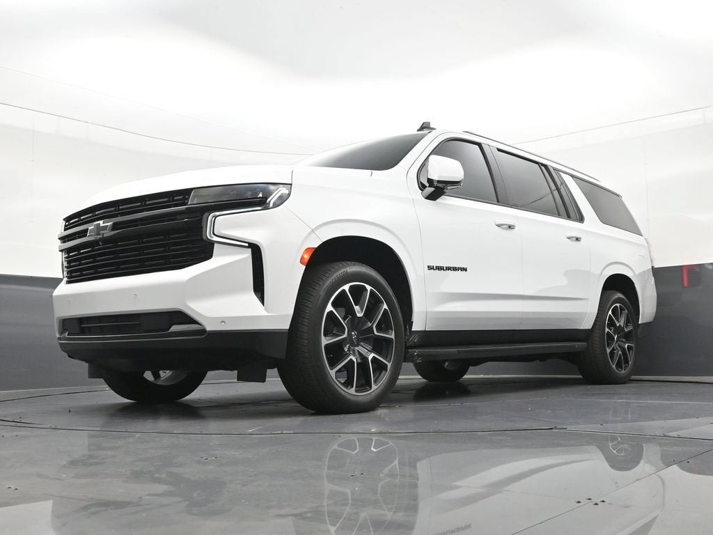 2024 Chevrolet Suburban RST