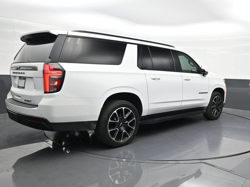 2024 Chevrolet Suburban RST