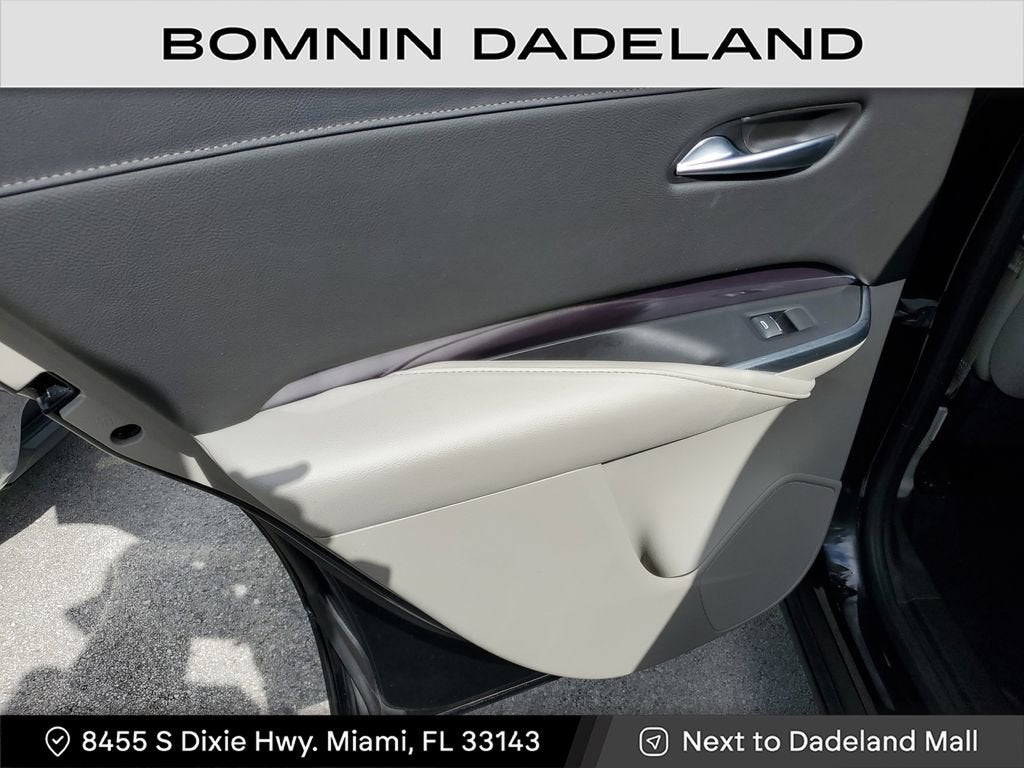 2022 Cadillac XT4 Luxury