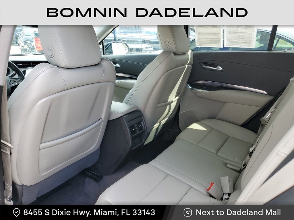 2022 Cadillac XT4 Luxury