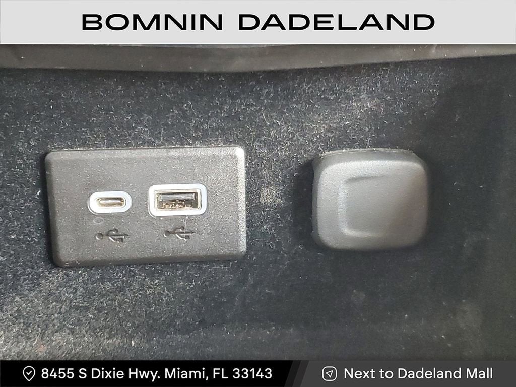 2022 Cadillac XT4 Luxury