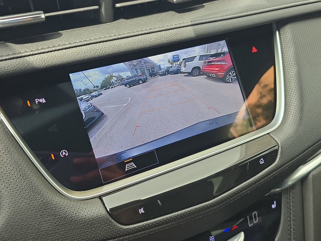 2022 Cadillac XT5 Luxury