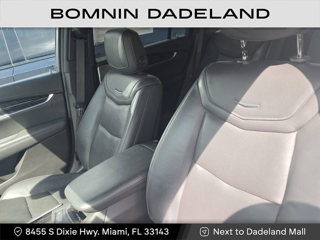 2023 Cadillac XT6 Premium Luxury