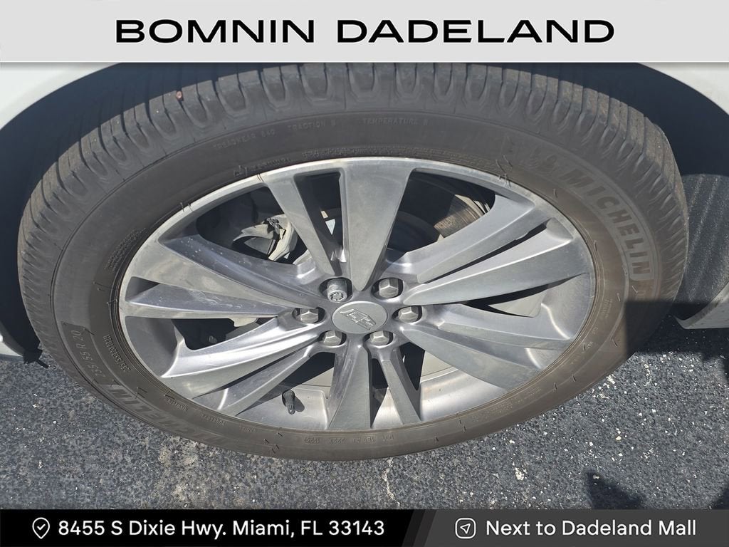 2023 Cadillac XT6 Premium Luxury