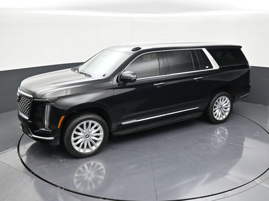 2025 Cadillac Escalade ESV Luxury