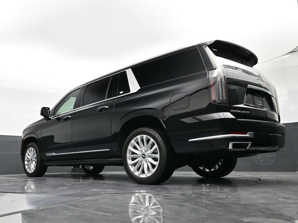 2025 Cadillac Escalade ESV Luxury