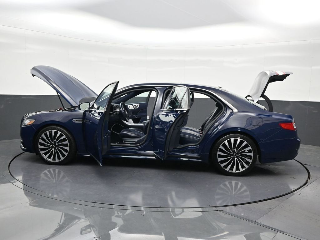 2017 Lincoln Continental Black Label