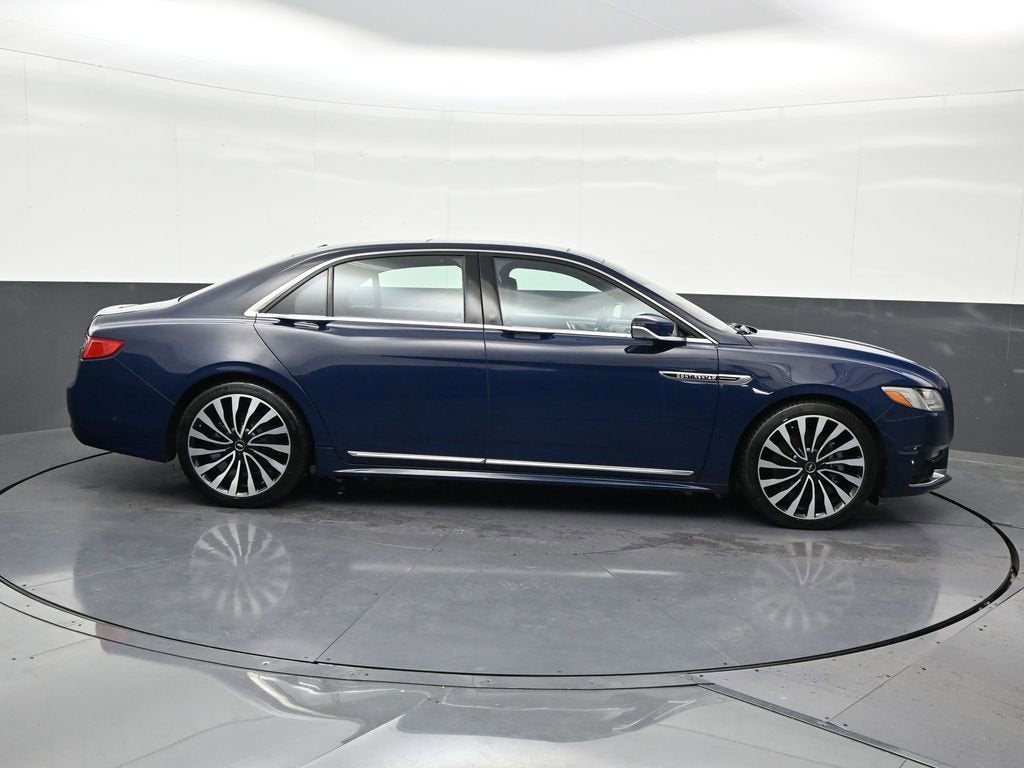 2017 Lincoln Continental Black Label