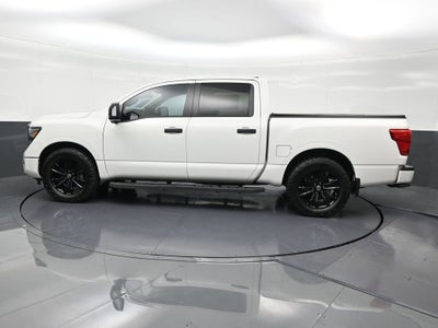 2023 Nissan Titan SV