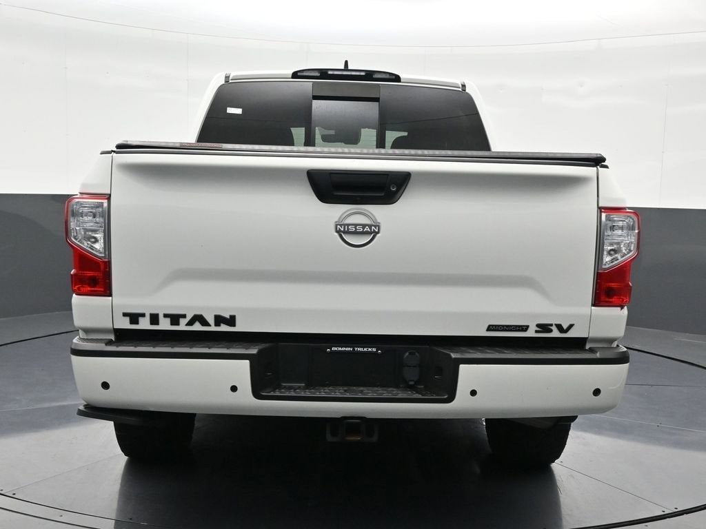 2023 Nissan Titan SV