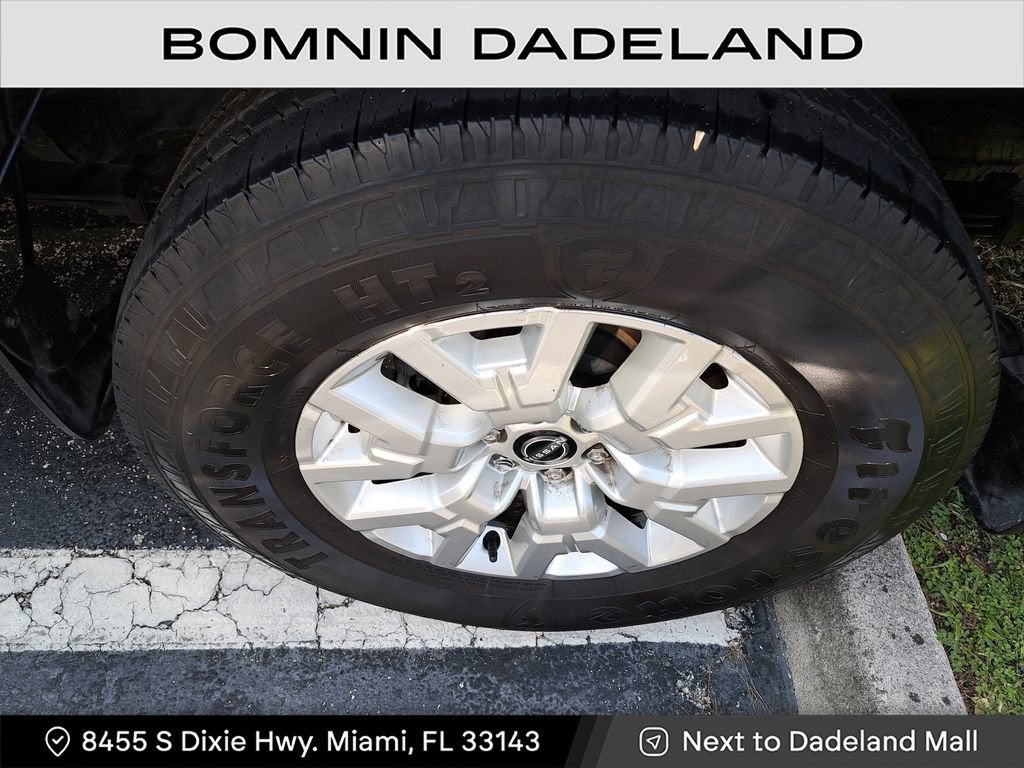 2022 Nissan Frontier SV