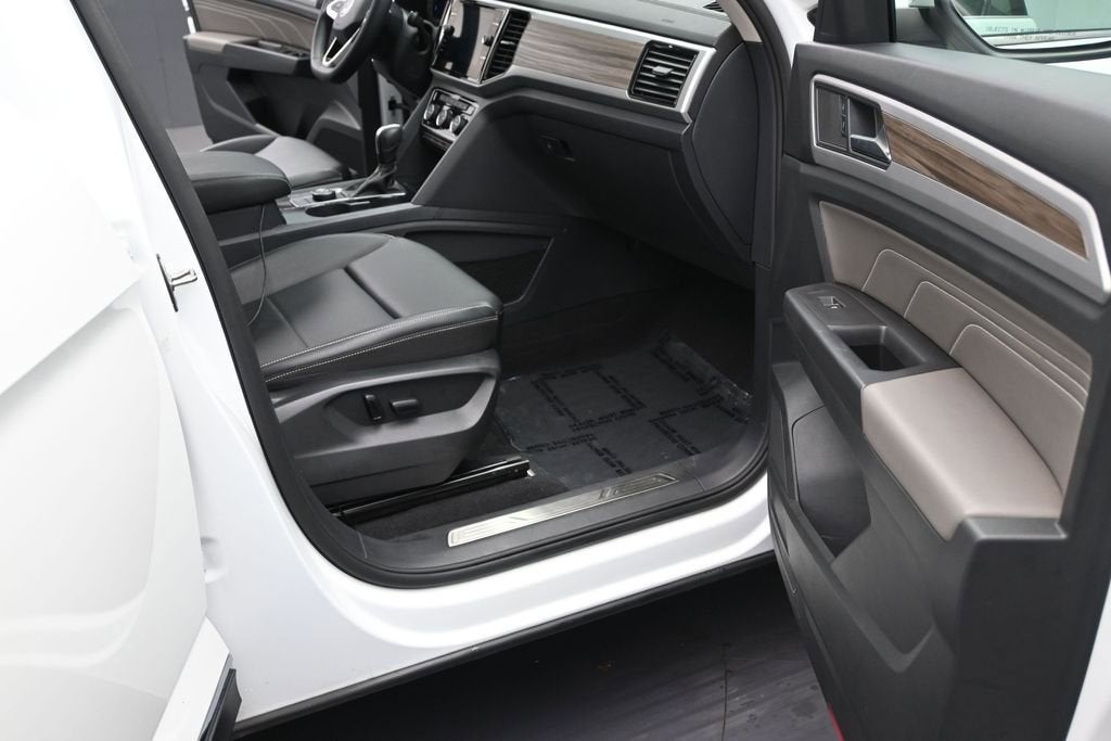 2023 Volkswagen Atlas 2.0T SEL