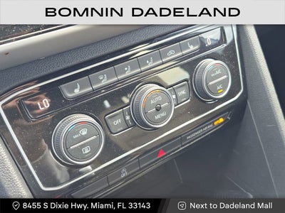 2022 Volkswagen Atlas Cross Sport 2.0T SE w/Technology