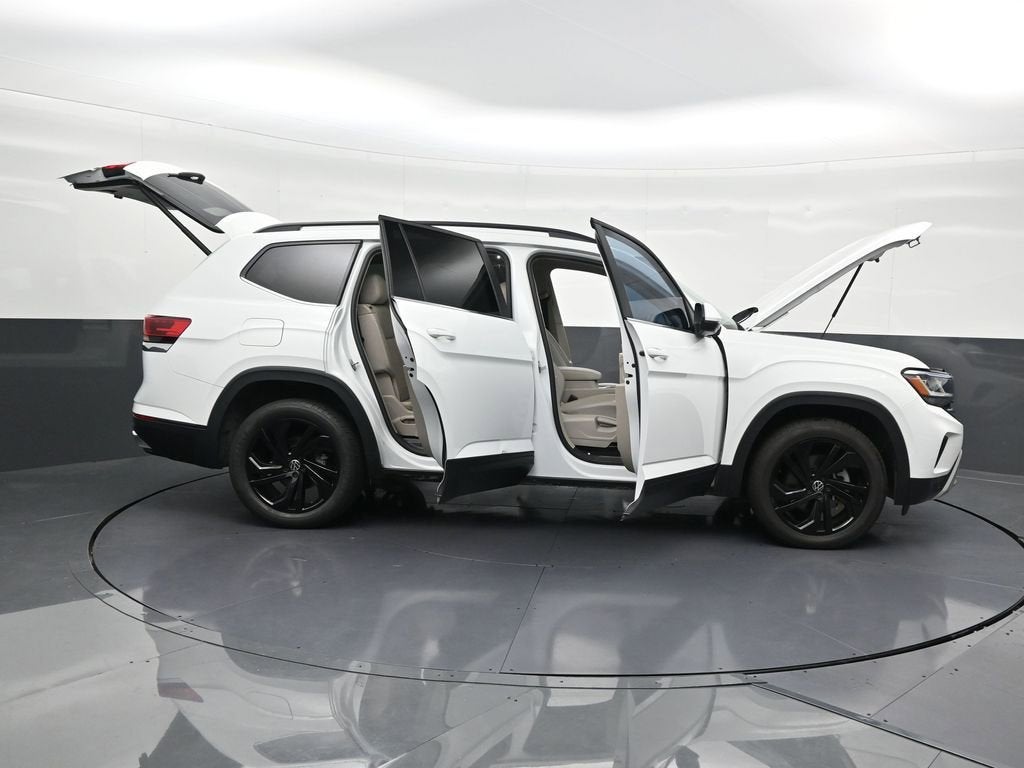 2023 Volkswagen Atlas 2.0T SE w/Technology