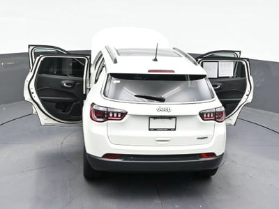 2021 Jeep Compass Latitude FWD