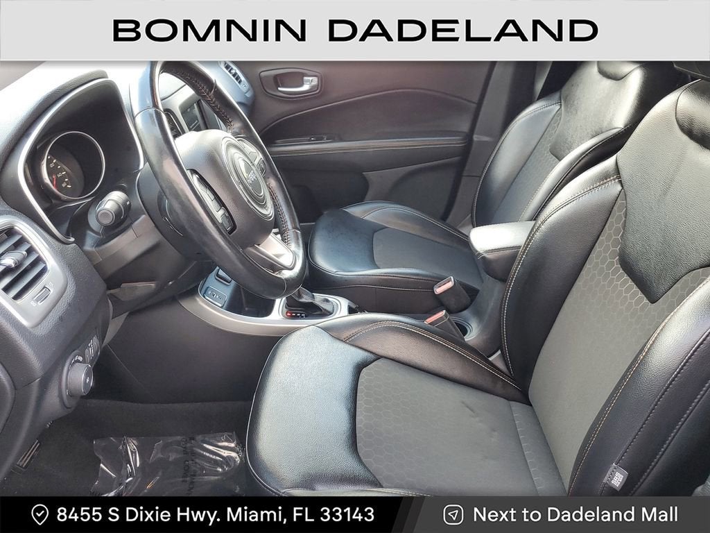 2020 Jeep Compass Latitude w/Sun/Safety Pkg