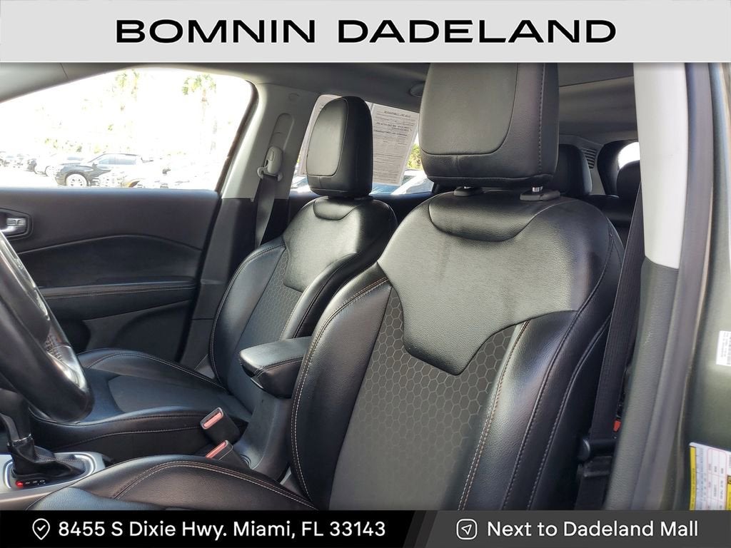 2020 Jeep Compass Latitude w/Sun/Safety Pkg