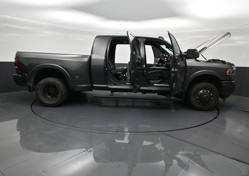 2022 RAM 3500 Laramie