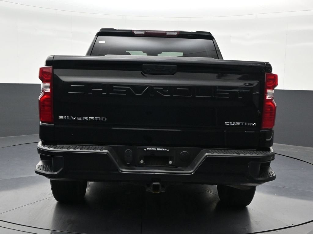 2022 Chevrolet Silverado 1500 Custom