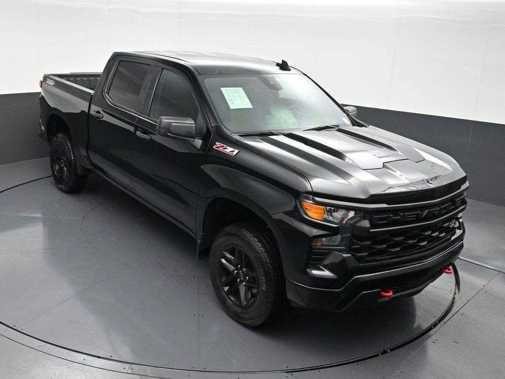 2022 Chevrolet Silverado 1500 Custom Trail Boss