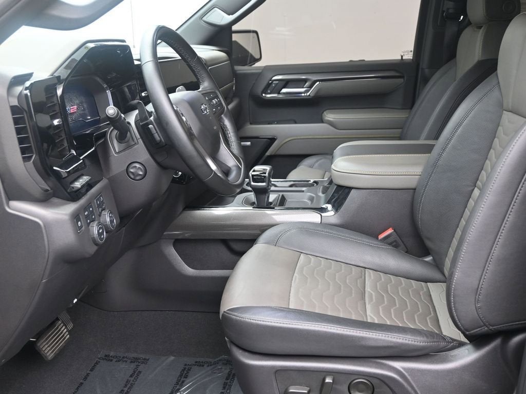 2025 Chevrolet Silverado 1500 ZR2