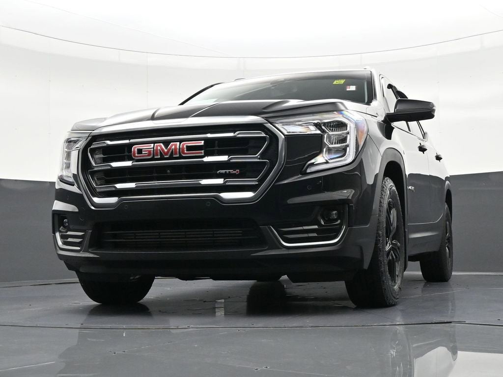 2024 GMC Terrain AT4