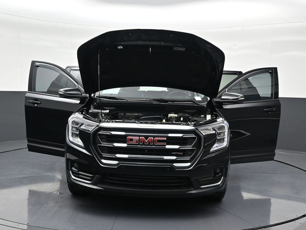 2024 GMC Terrain AT4