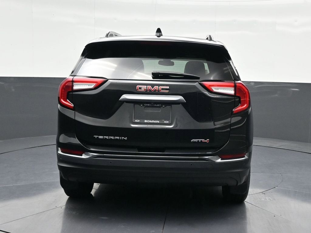 2024 GMC Terrain AT4