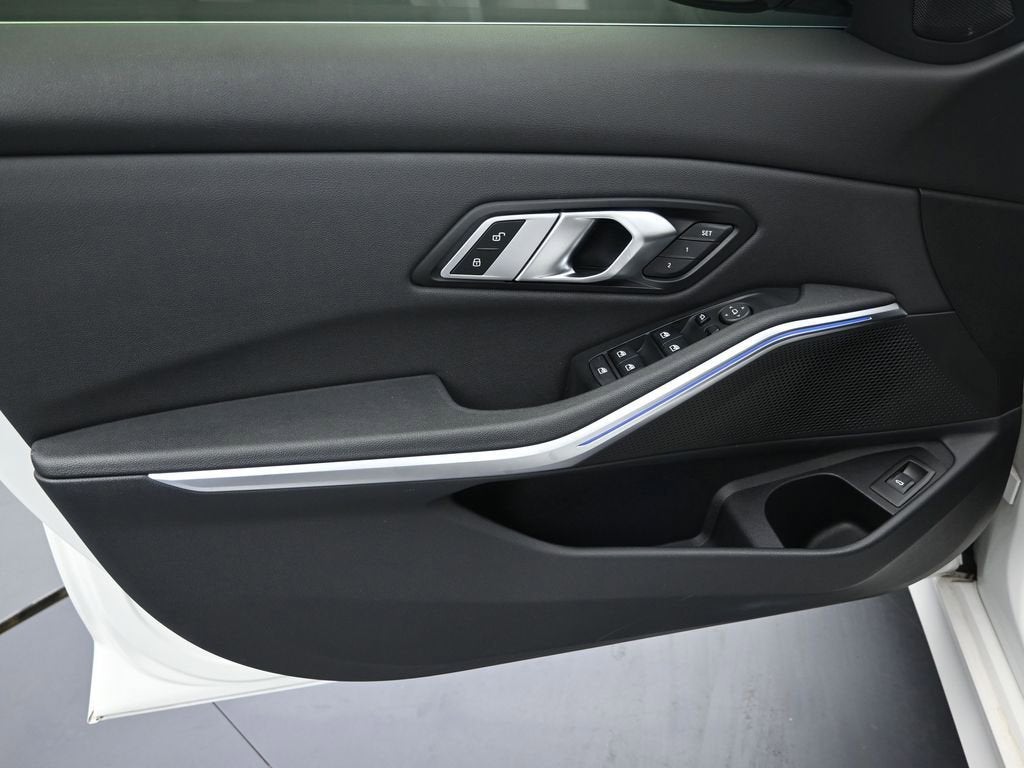 2021 BMW 3 Series 330i