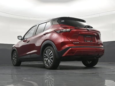 2022 Nissan Kicks SV