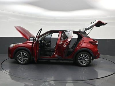 2022 Nissan Kicks SV