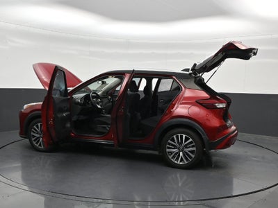 2022 Nissan Kicks SV