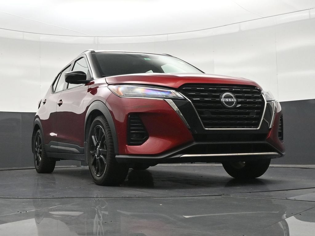 2023 Nissan Kicks SR Xtronic CVT