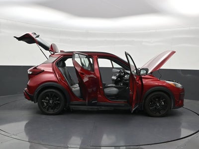 2023 Nissan Kicks SR Xtronic CVT