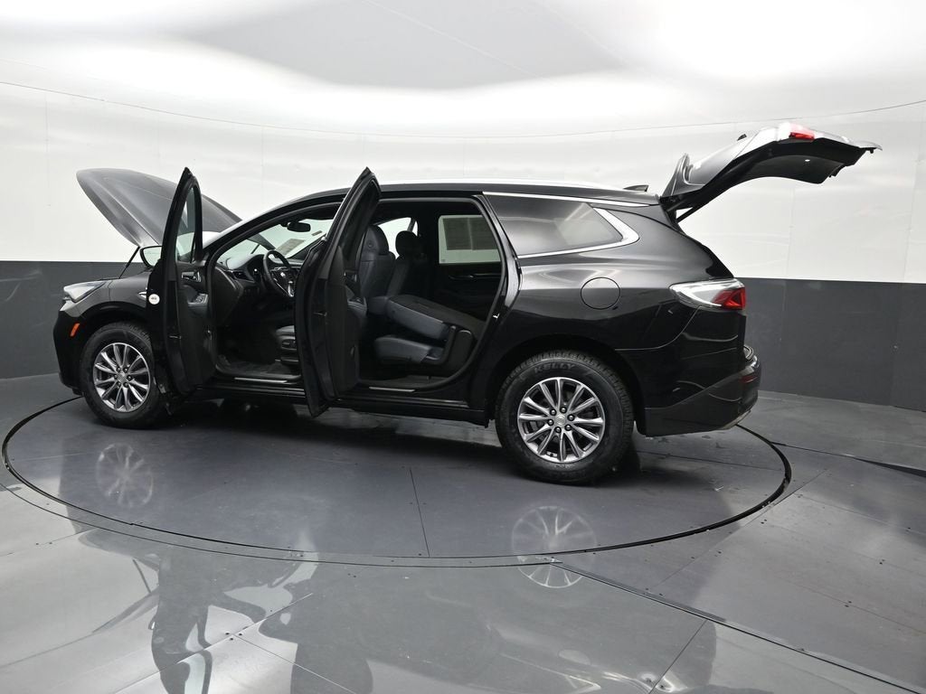 2022 Buick Enclave Essence