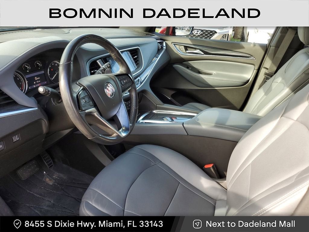 2023 Buick Enclave Essence