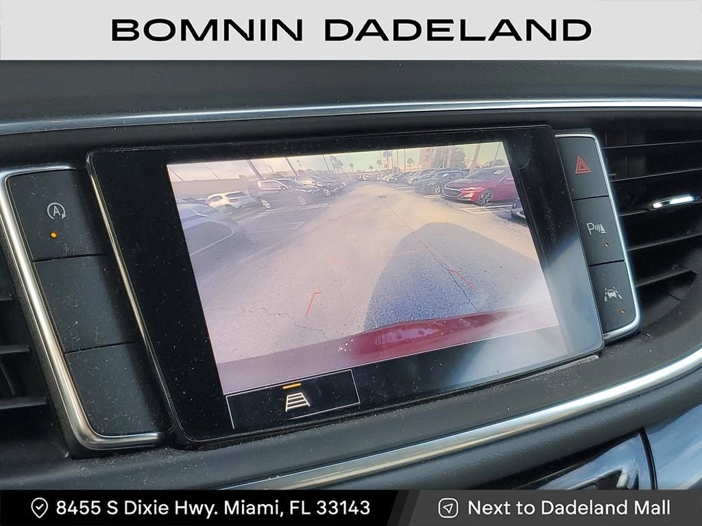 2023 Buick Enclave Essence