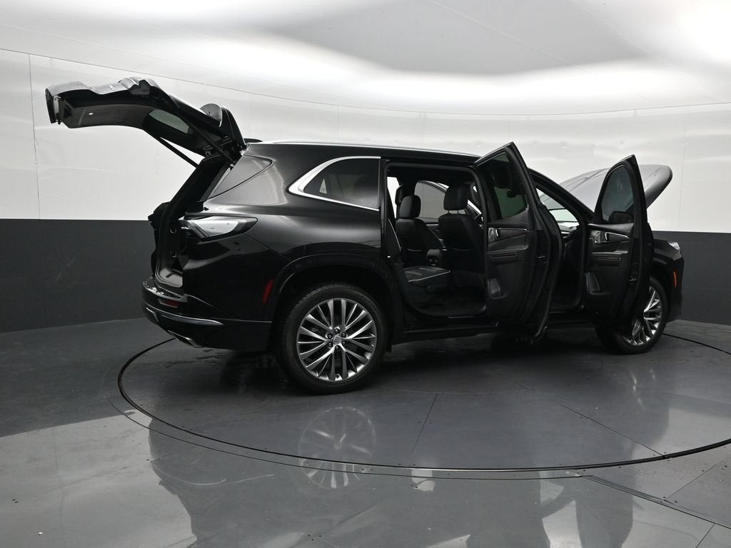 2025 Buick Enclave Avenir