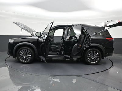 2022 Nissan Pathfinder SL