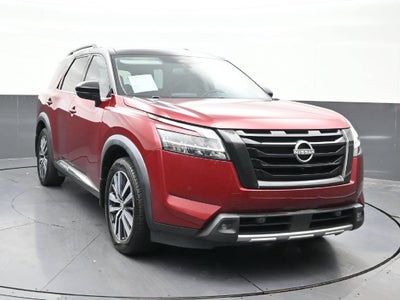 2022 Nissan Pathfinder Platinum