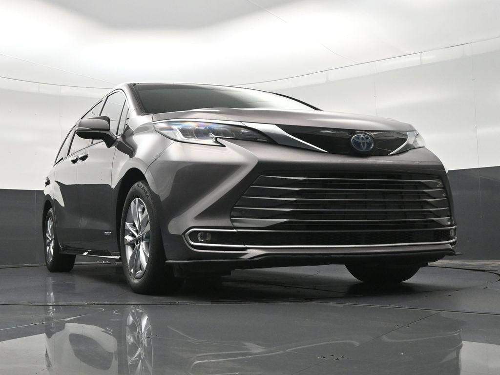 2021 Toyota Sienna Limited