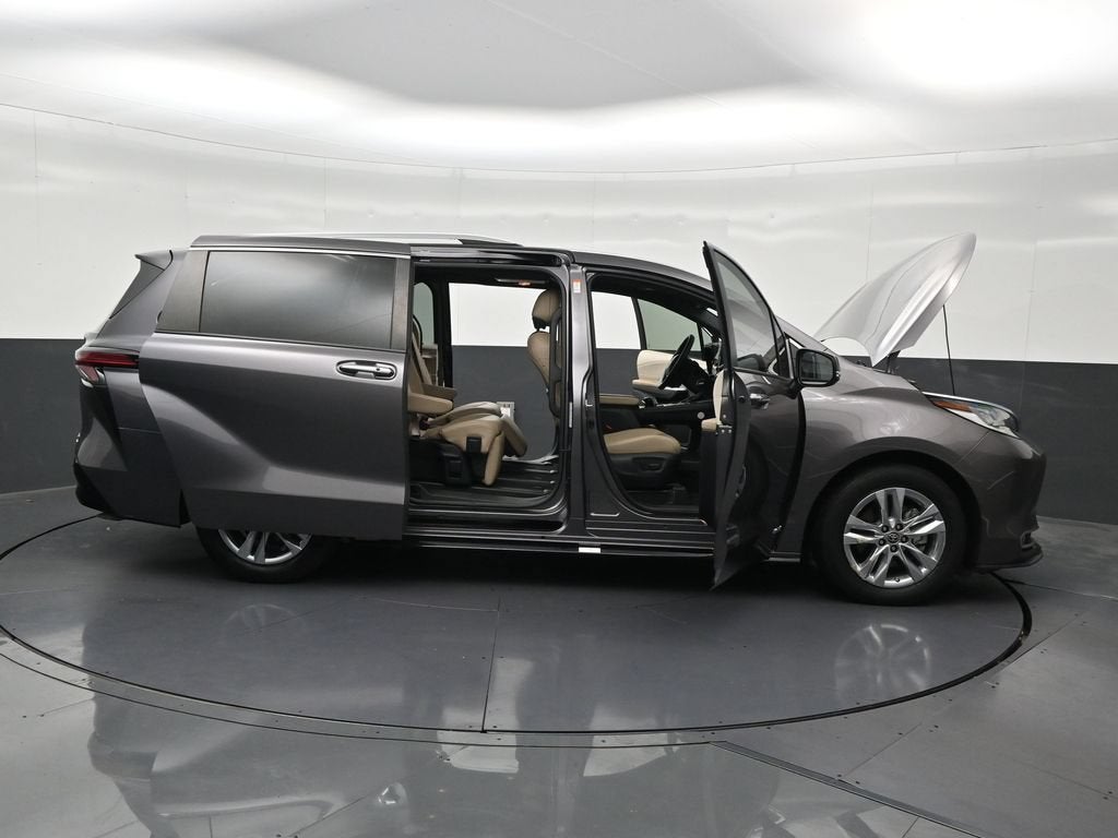 2021 Toyota Sienna Limited