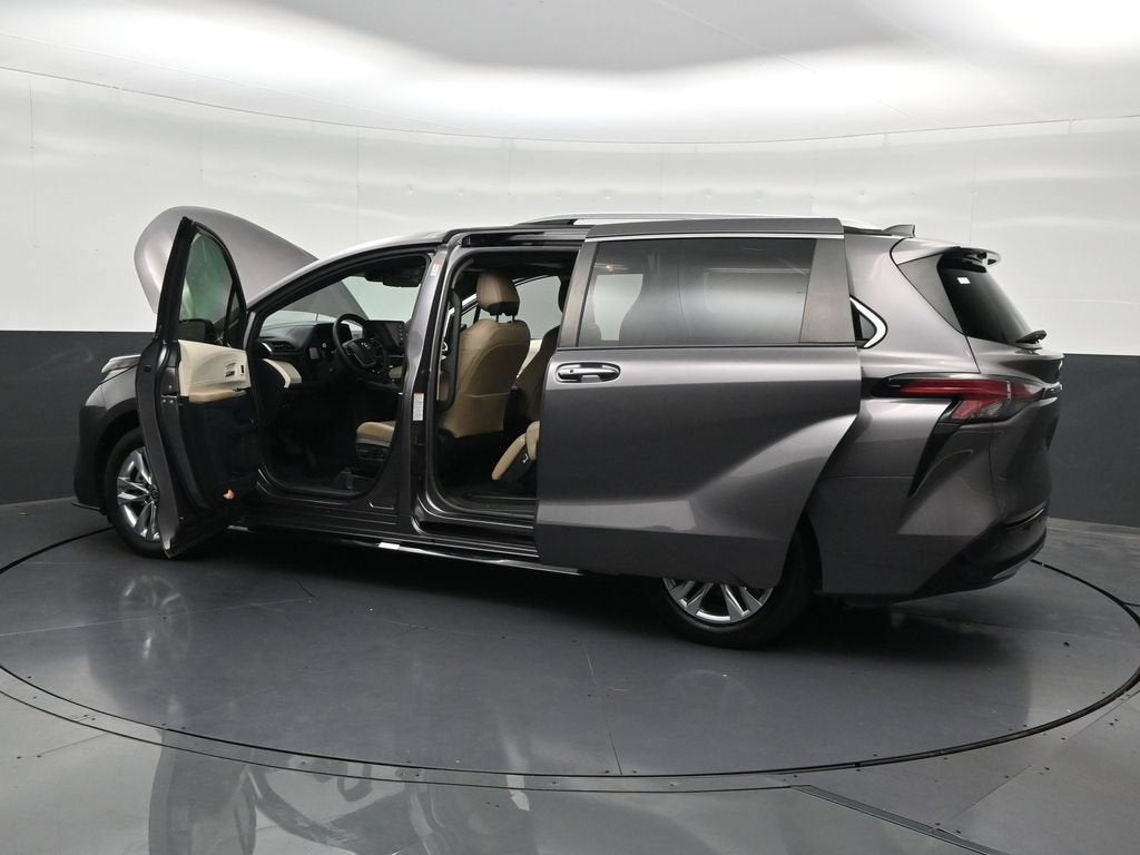 2021 Toyota Sienna Limited