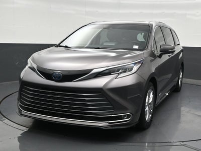 2021 Toyota Sienna Limited