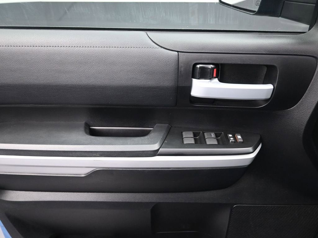 2021 Toyota Tundra 2WD SR5