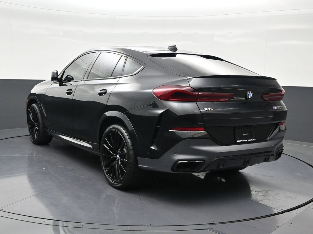 2021 BMW X6 M50i