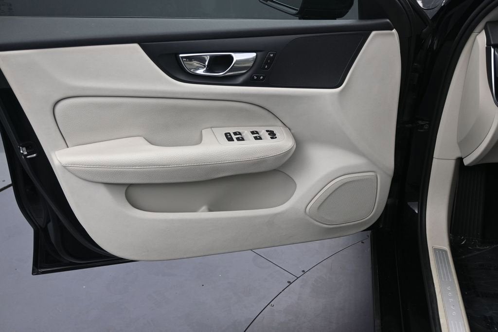 2019 Volvo S60 Momentum