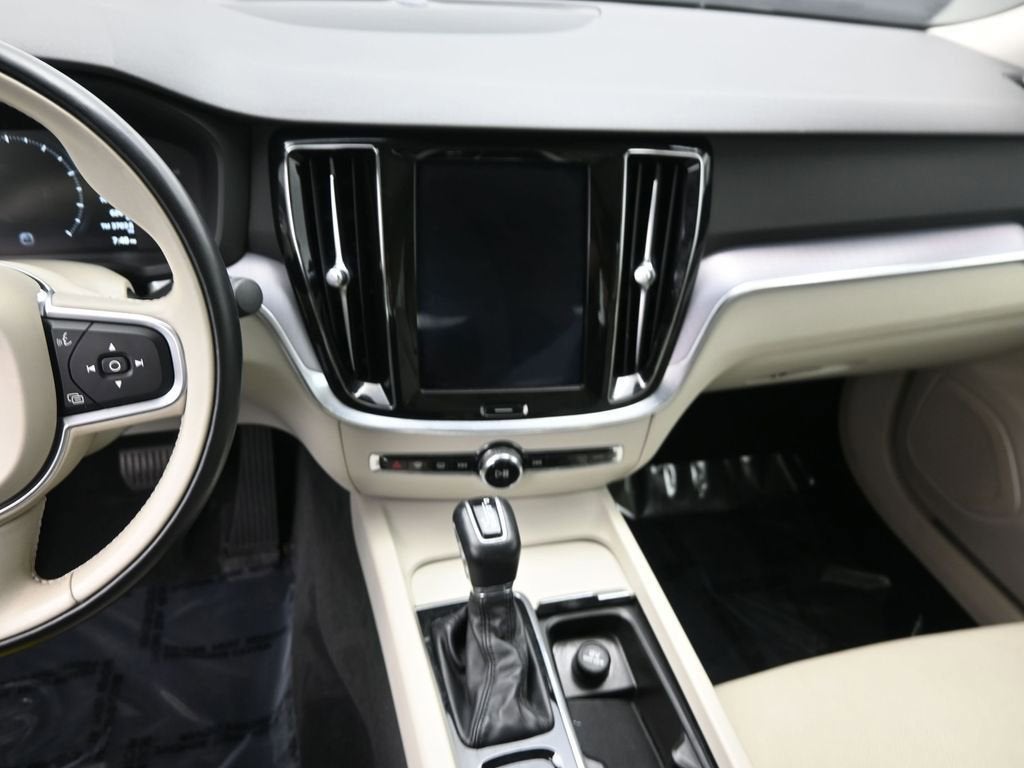 2019 Volvo S60 Momentum